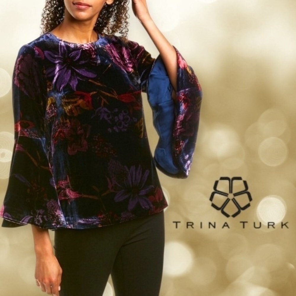 Trina Turk Astral‎ Crew Neck Bell Sleeve Velvet Top Grand Garden Drapery M NEW